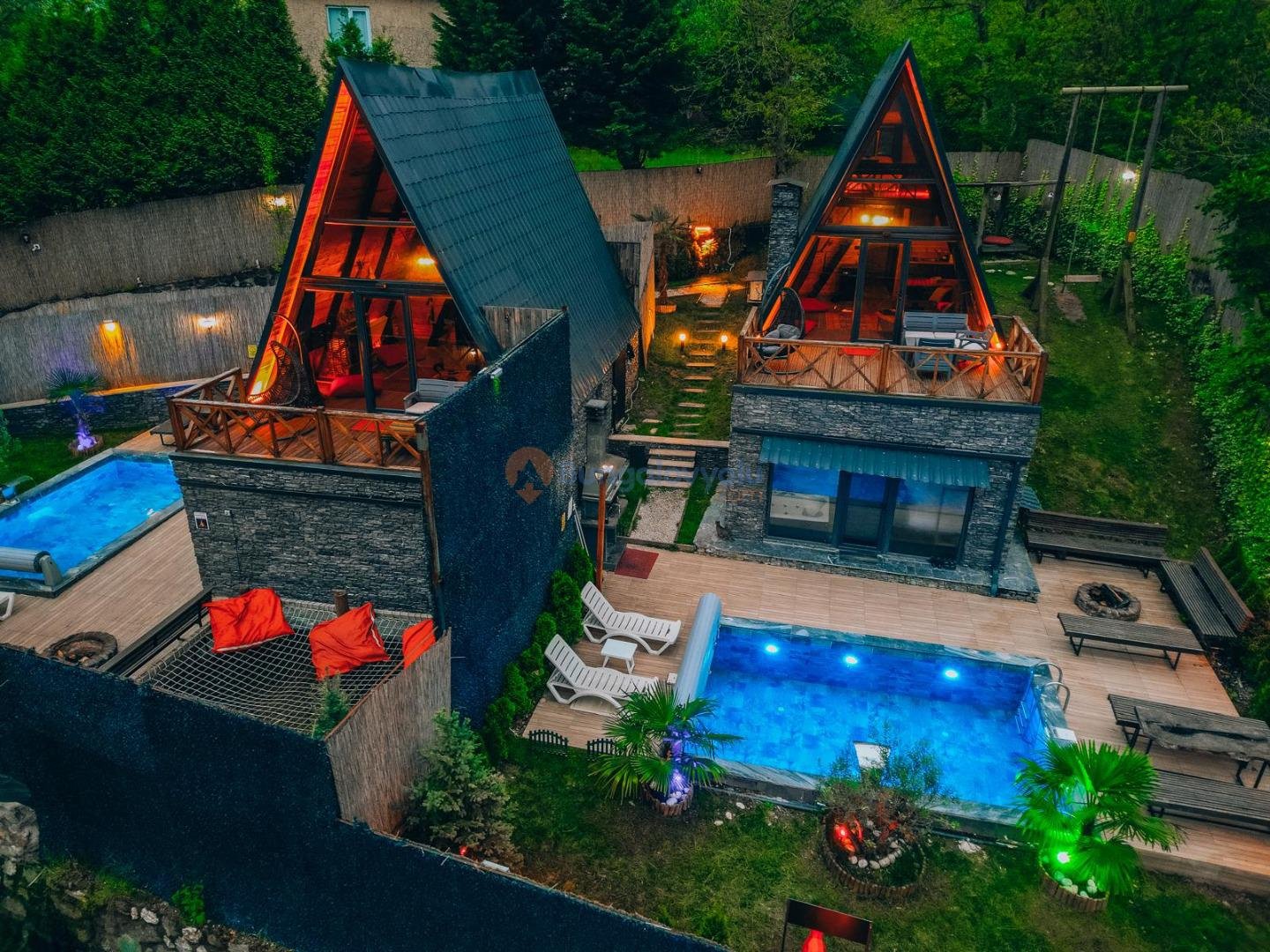 ELT BUNGALOV